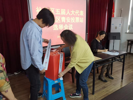 1148298852_副本.jpg