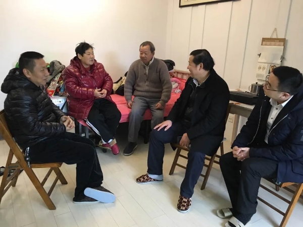 0925华新E.jpg