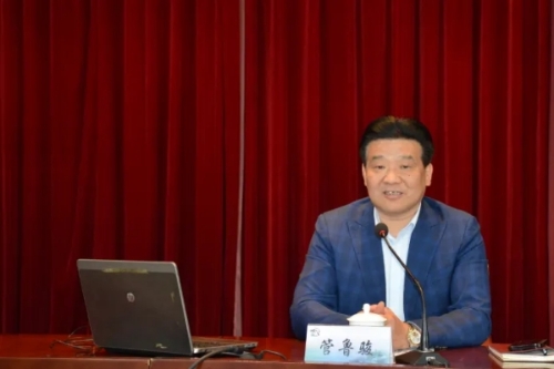 【代表风采】管鲁骏：“两种身份”，一片赤诚，用真心书写履职答卷