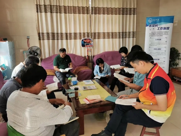 1112_150711_705.jpg 1112华新B.jpg