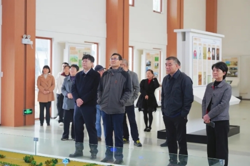 区人大常委会组成人员（第三组）来练塘镇联系走访区人大代表