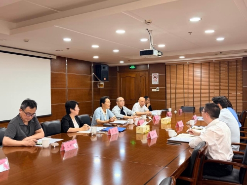 区人大常委会副主任候选人倪向军赴区财政局调研