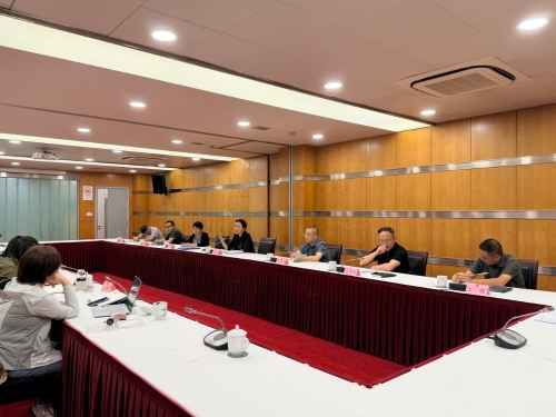 区人大常委会副主任倪向军出席2025年度国有自然资源资产管理情况座谈会